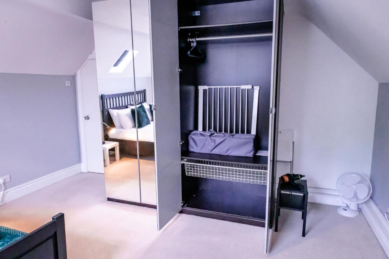 Lord Street - 2 Beautiful Apartments - Sleep Up To 14 Guests - By Rework Accommodation Chester Zewnętrze zdjęcie